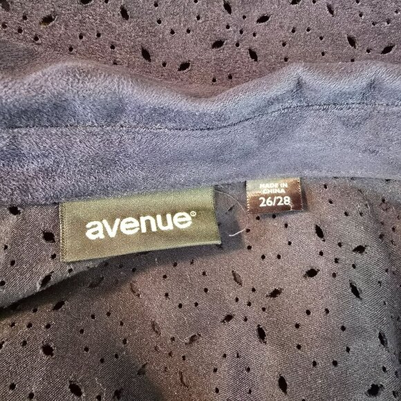 Navy Blue Eyelet Button-Up Collared Shirt Avenue Sueded Soft Size 26/28 JJ4043 - Picture 7 of 9